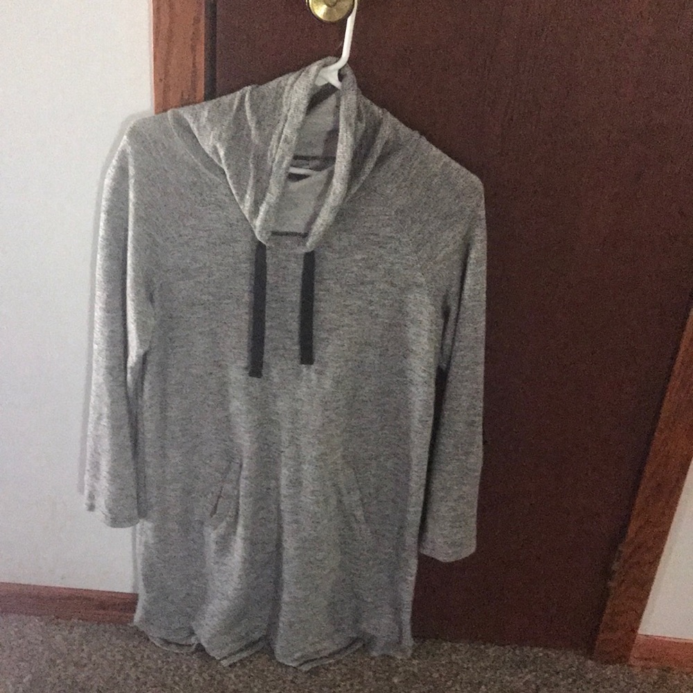 Long sleeved dress with pockets